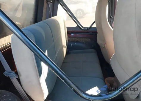 2001 Jeep Wrangler Sahara z USA, uszkodzony, nr VIN 1J4FA59S71P376013